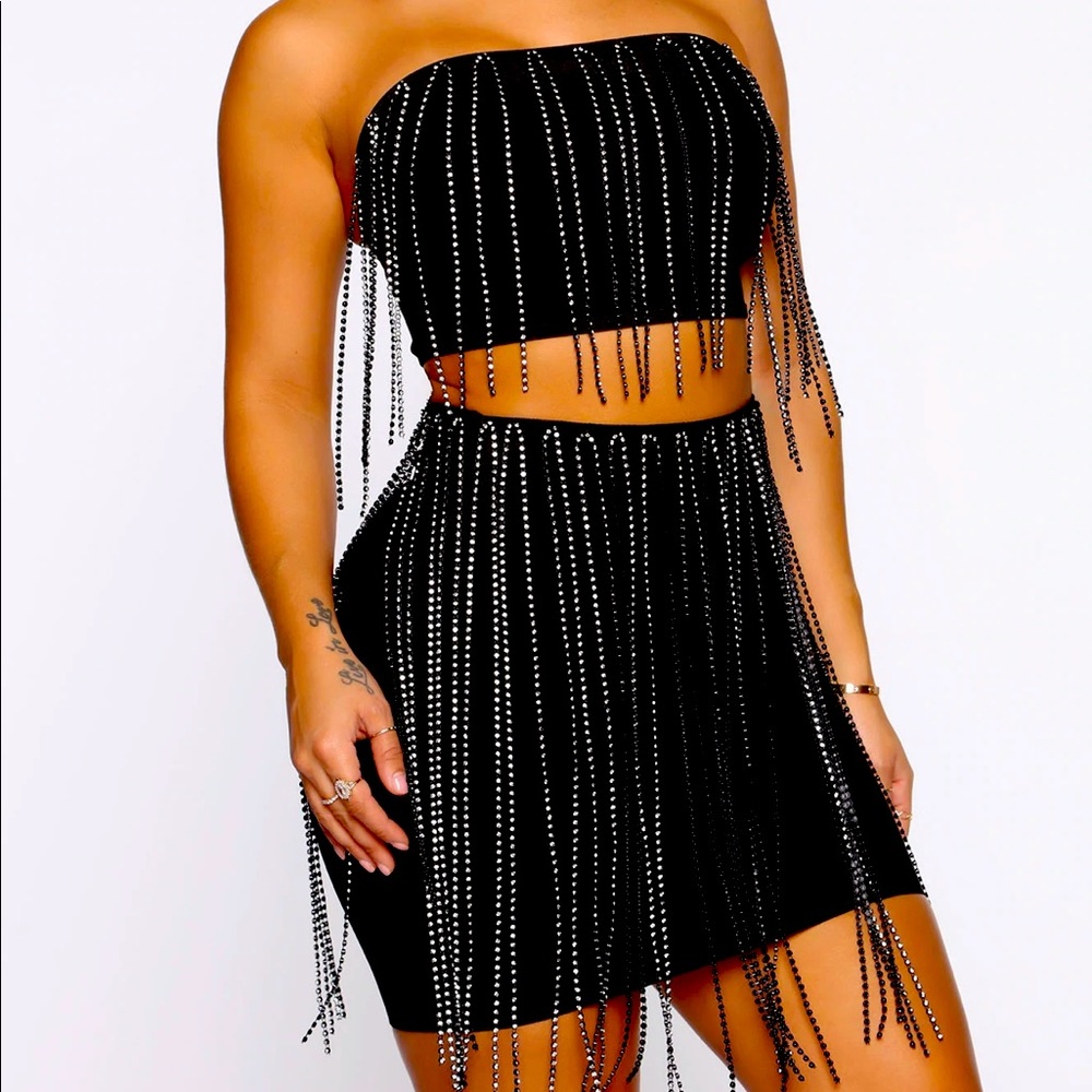 Black two-piece set